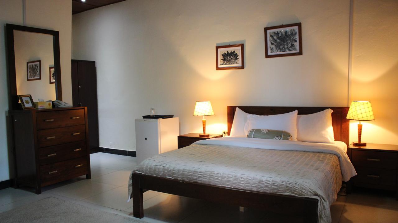 Embassy Suites Hotel Μονρόβια Εξωτερικό φωτογραφία